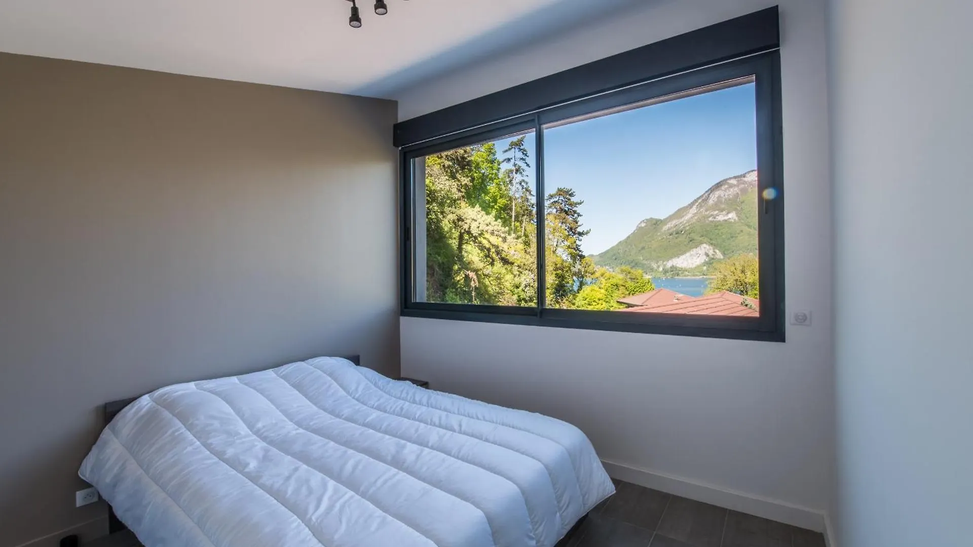 La Verriere Du Lac Apartment Sevrier 0*,